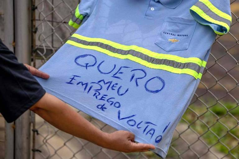 Sindicato que comanda greve nos EUA repudia demissões da GM no Brasil