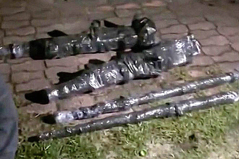 Fuzil extra encontrado no Rio estava com numeração raspada e sem peças, diz Exército