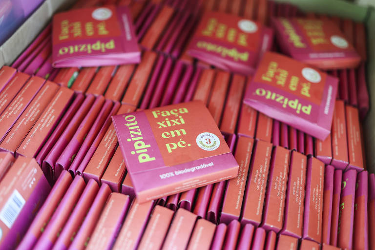 Versão dos funis descartáveis da merca Pipizito