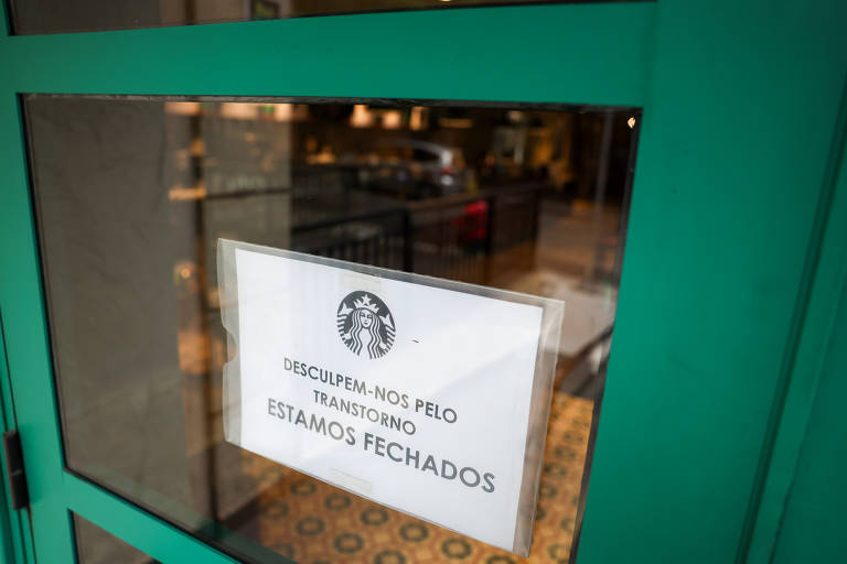 Fachada do café Starbucks da alameda Santos, em São Paulo, que fechou em outubro