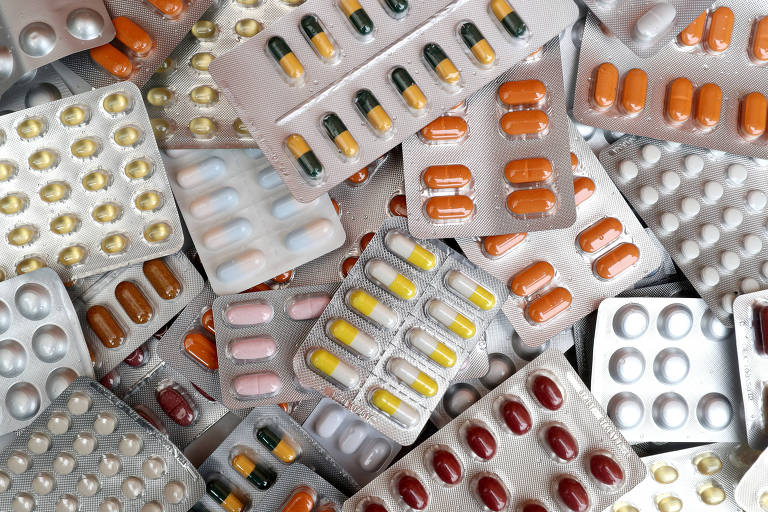 Medicamentos sem receita devem ser vendidos em supermercados? SIM