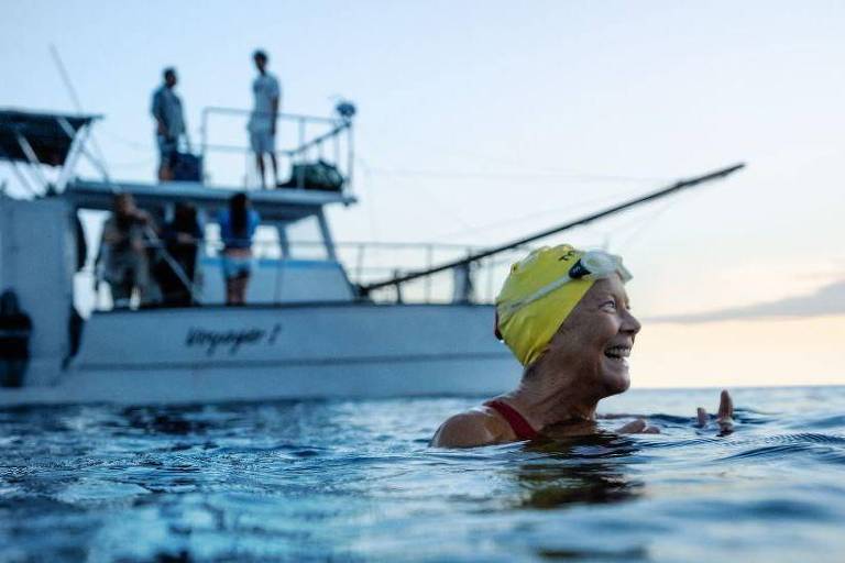 Onde ver 'Nyad', filme que pode render Oscar a Annette Bening como nadadora