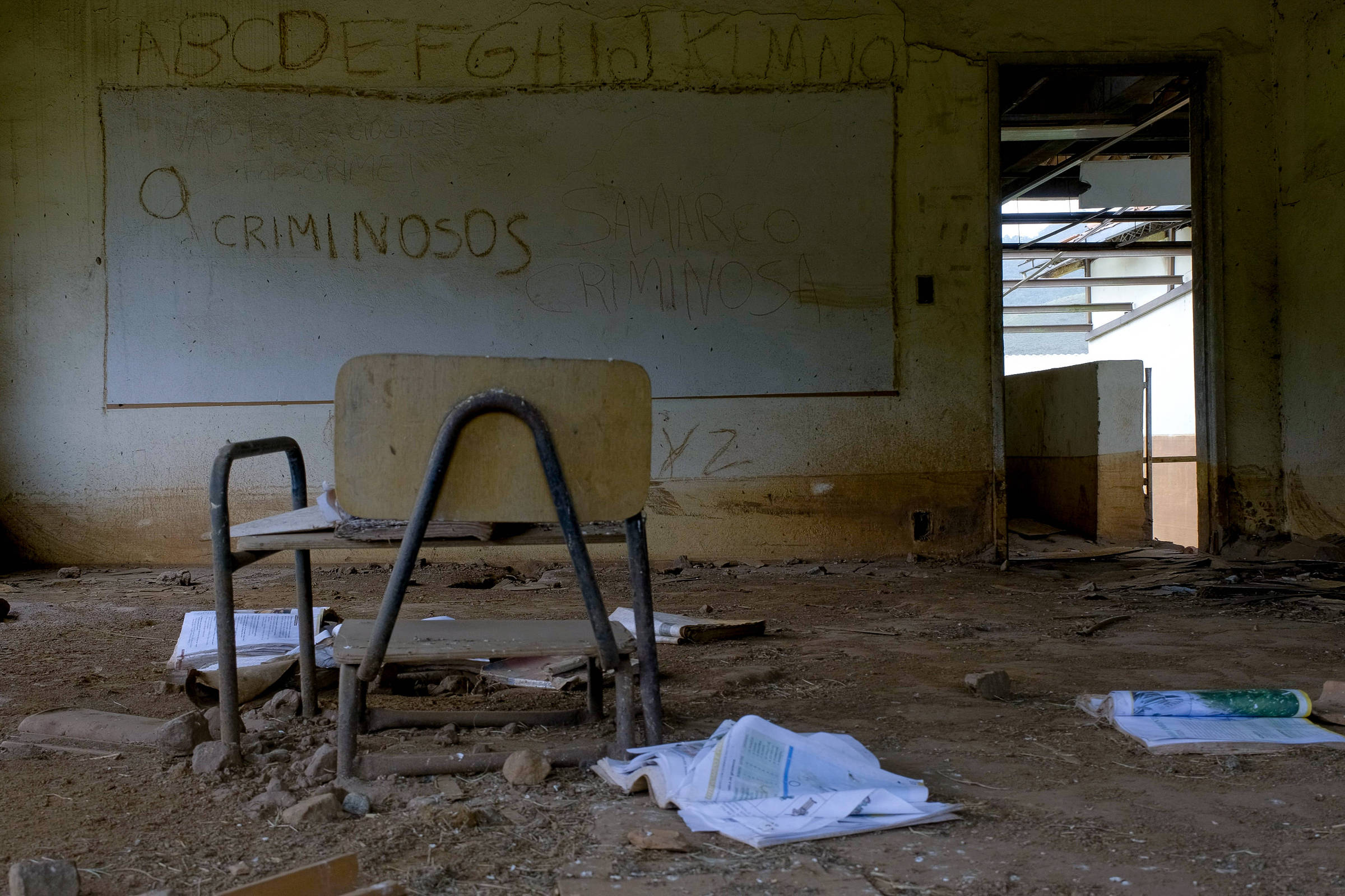 ABANDONED: Como tudo isso pode ser VERDADE? 