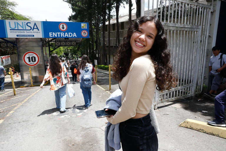 Sofia Martin, 18, ao chegar à Unisa da Cidade Dutra, na zona sul de São Paulo