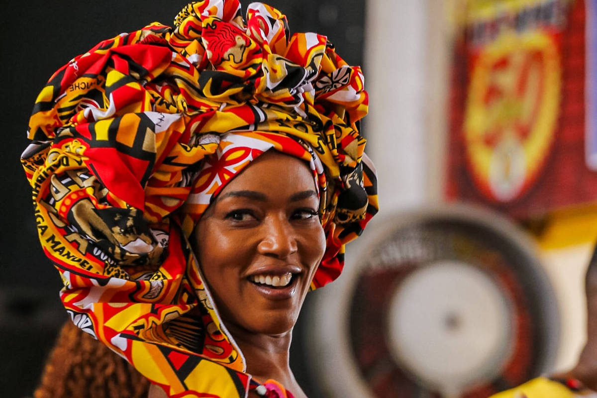 Angela Bassett virá ao Brasil para festival que celebra e exalta a cultura  negra