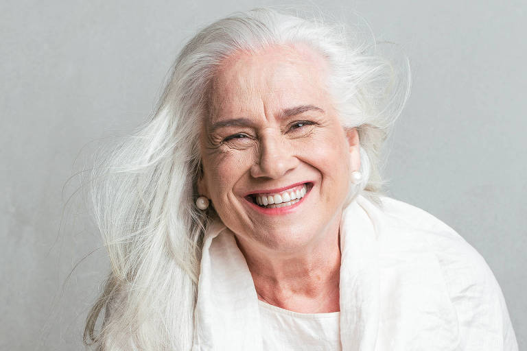 Vera Holtz chega aos 71 anos com a carreira glorificada pelo cinema e o teatro