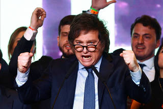 FILE PHOTO: Argentina's presidential election