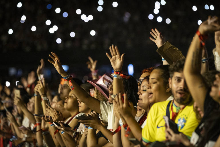 Veja fotos do show da banda RBD em São Paulo