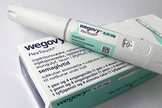 FILE PHOTO: A injection pen of Novo Nordisk's weight-loss drug Wegovy is shown in this photo illustration in Oslo