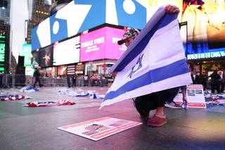Activists Rally In New York's Times Square For Release Of Israels Held By Hamas