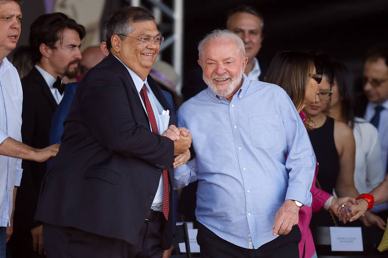 Lula e aliados reagem a desgaste de Dino em reta final para definição ao STF