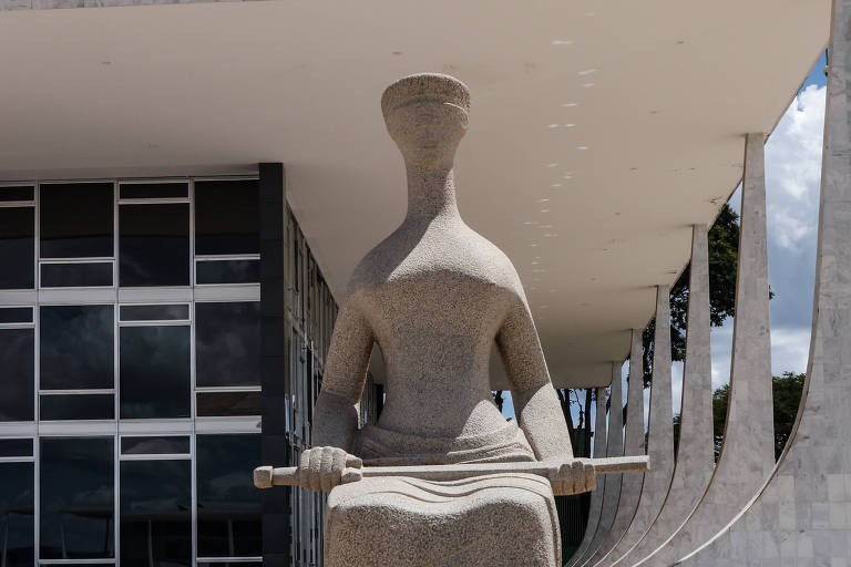 A estátua "A Justiça", que fica em frente ao palácio do STF (Supremo Tribunal Federal), em Brasília
