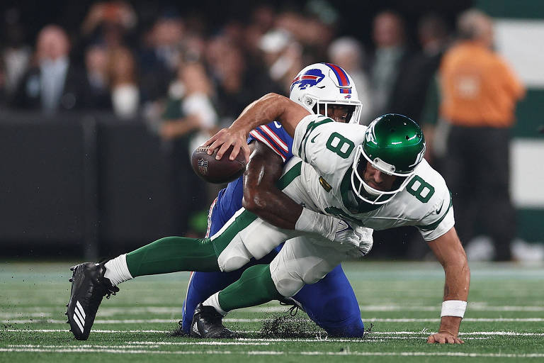 The Playoffs » Miami vence Florida na abertura da temporada do futebol  americano universitário