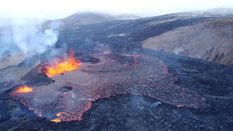 Vulcão Fagradalsfjall, na Islândia, está prestes a entrar em erupção