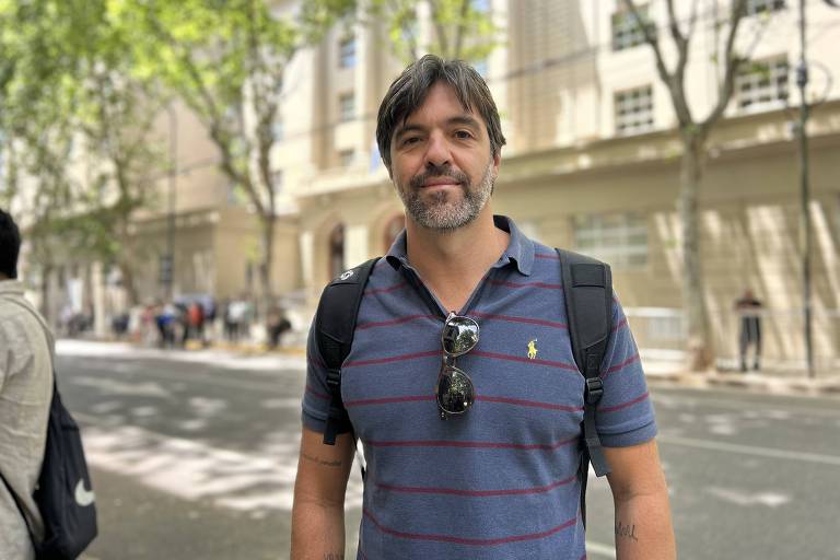 O brasileiro Bruno Musa, 41, que viajou à Argentina para apoiar Javier Milei