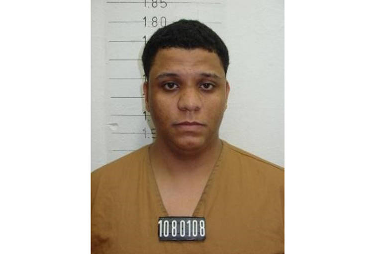 NOME: Paulo Cesar Pereira Junior
APELIDO: desconhecido
HISTÓRICO: suspeito de tráfico internacional de drogas, via portos. Alvo de denúncias do MPF na operação "Brabo" sob a suspeita de enviar drogas da Bolívia e Colômbia para portos da Itália, Rússia, Bélgica, Espanha e Inglaterra. Condenado a 13 anos.
DATA DA SOLTURA: 16/03/2022
COMO: habeas corpus revogou prisão preventiva
SITUAÇÃO ATUAL: em liberdade
DEFESA: A defesa não foi localizada pela reportagem