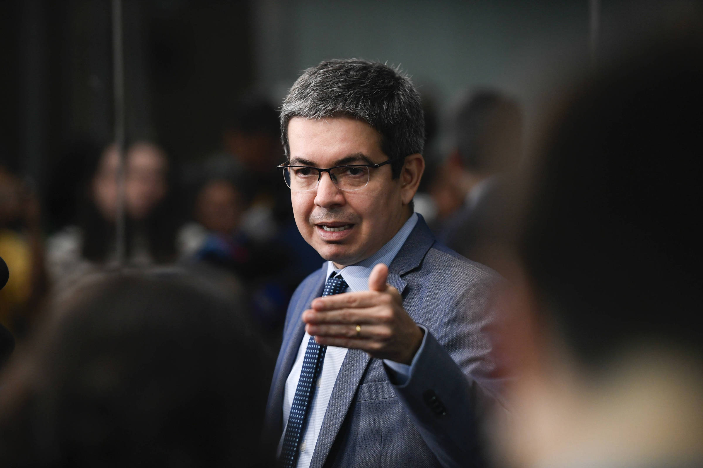 Executivo do Google cobra regulação para mais empresas de IA