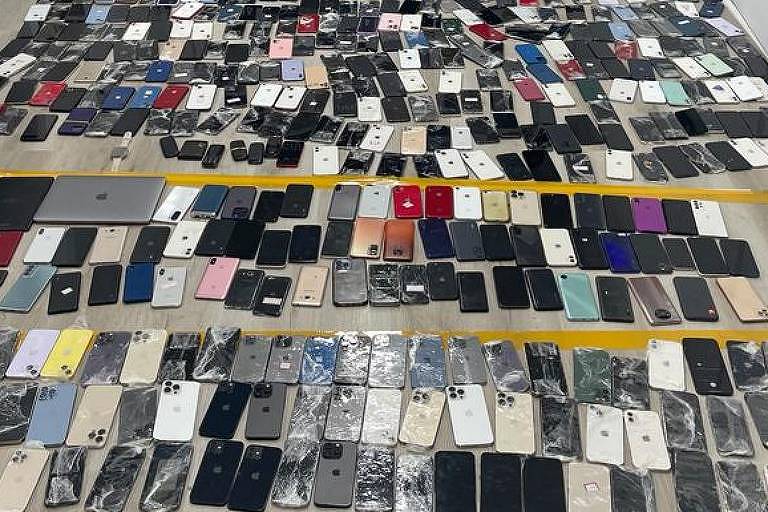 Quase 3.000 celulares roubados já foram achados em rua do centro de SP neste ano