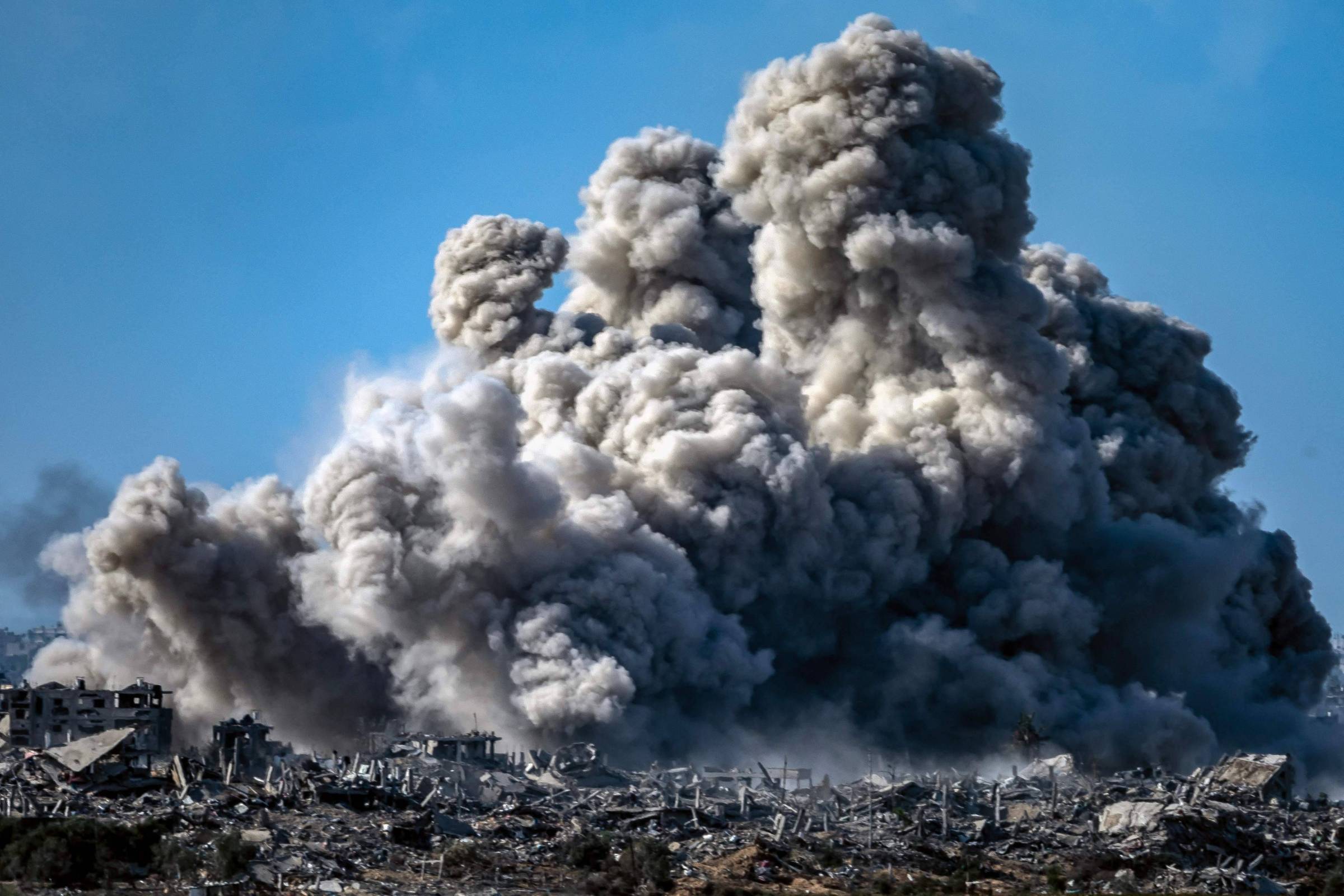 A Lava Ajuda de Israel e o uso político da tragédia em