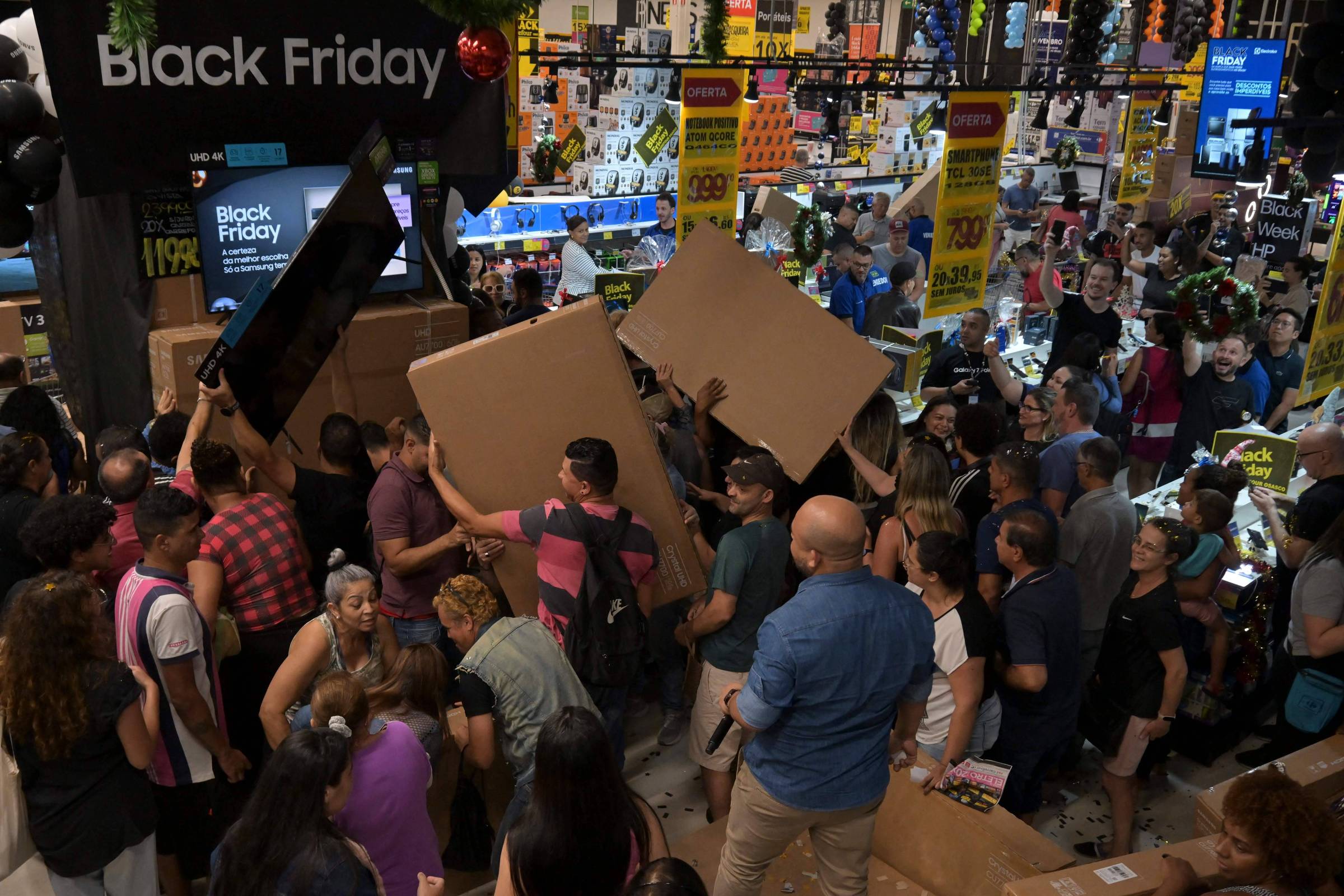 Black Friday: balanço parcial mostra 2ª queda seguida - 24/11/2023