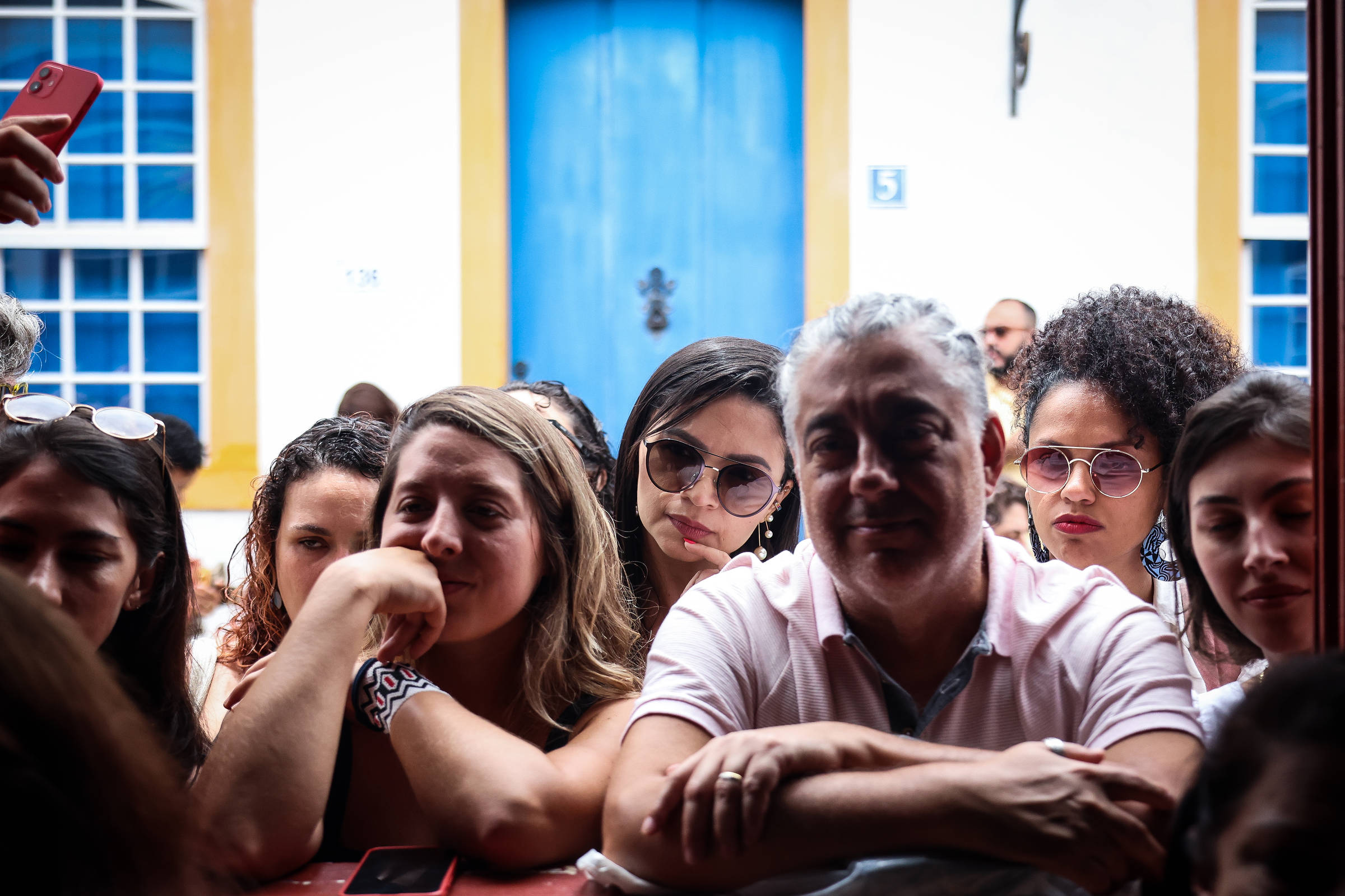 Walter Porto: Flip pede em contrato que casas parceiras não vendam livros durante a festa