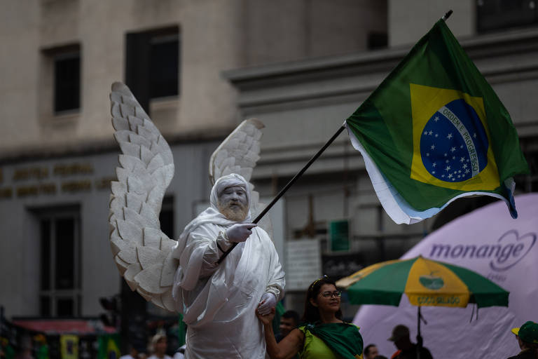 Conservadores marcaram protesto contra a morte de Cleriston Pereira, 46, na avenida Paulista, região central de São Paulo