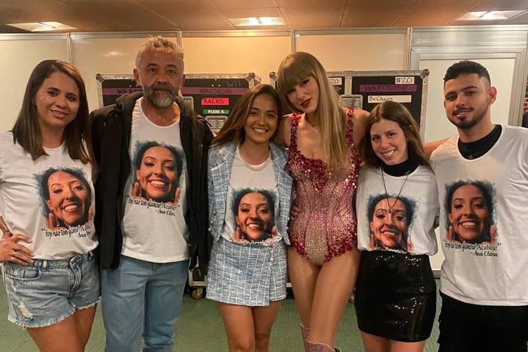 Taylor Swift tira foto no camarim com família de Ana Benevides, recebida como VIP em último show