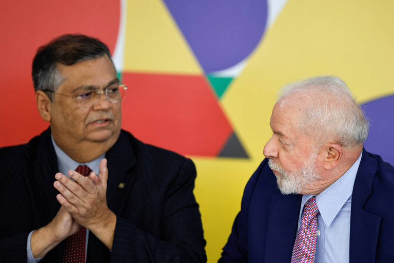 Lula é aconselhado a acelerar sucessão de Dino no Ministério da Justiça