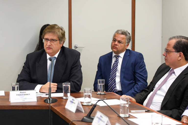 Em outubro, Gonet se posicionou contra a condenação do ex-presidente Jair Bolsonaro (PL) por abuso de poder político em processos em andamento no TSE (Tribunal Superior Eleitoral)