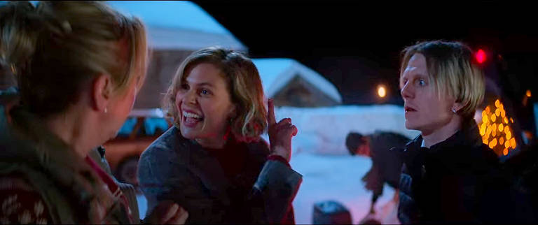 Cena do filme O Natal de Costumes' (2023) (Onde ver: Netflix)