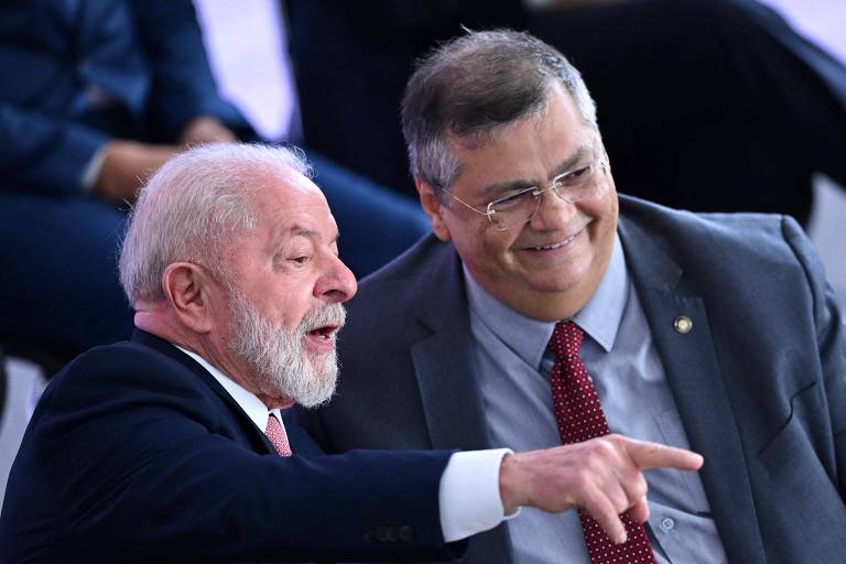 O presidente Lula e o ministro Flávio Dino (Justiça), indicado ao STF