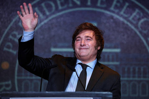 FILE PHOTO: Argentine president-elect Javier Milei addresses supporters after winning Argentina's runoff presidential election, in Buenos Aires, Argentina November 19, 2023. REUTERS/Agustin Marcarian/File Photo ORG XMIT: FW1