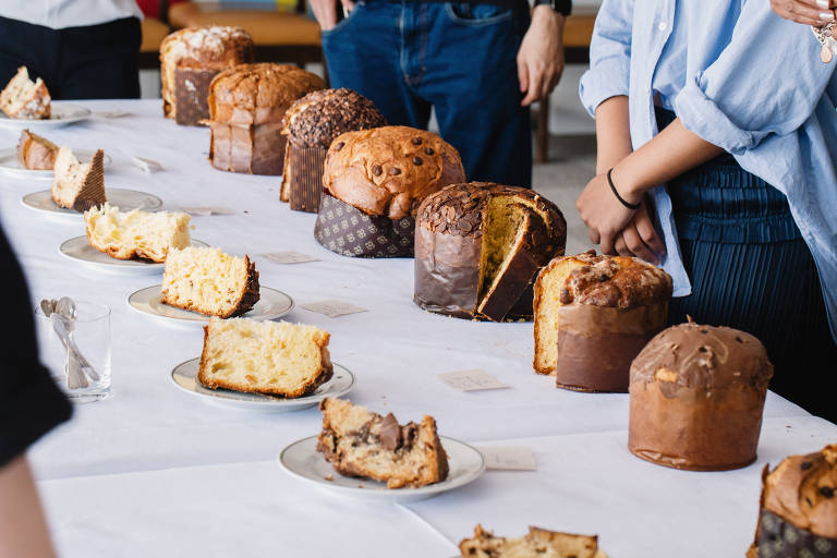 Folha Prova panetones tradicionais, recheados e com gotas de chocolate