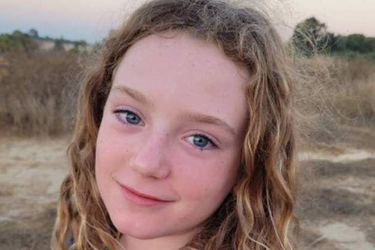 Quem é Emily Hand, refém de 9 anos libertada pelo Hamas após ser dada como morta