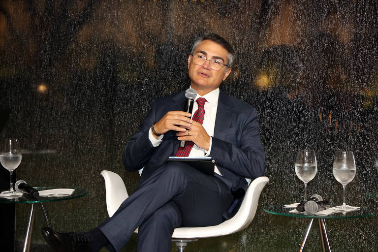 O presidente da Febraban (Federação Brasileira de Bancos), Isaac Sidney