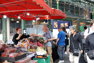 Shopping at Borough Market in London