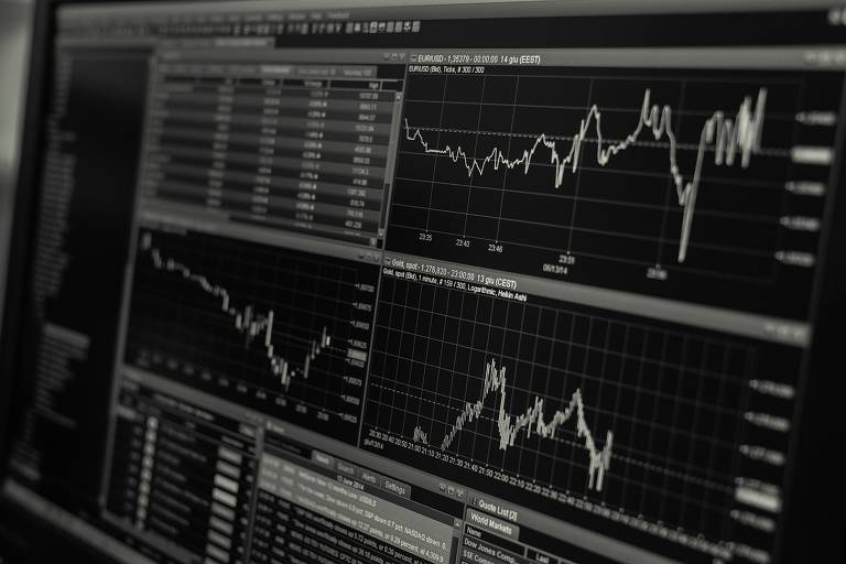 Gráficos com os rendimentos de investimentos