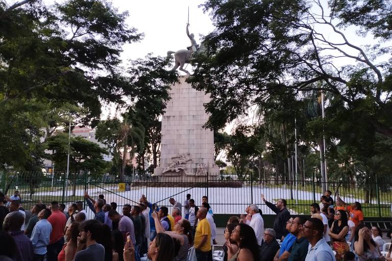 Obra do parque Princesa Isabel atrasa, e igreja celebra ação contra cracolândia do lado de fora