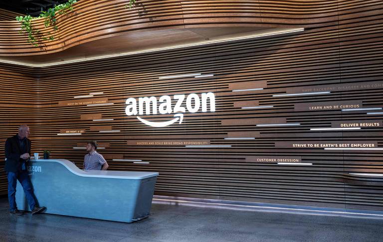 Funcionário da Amazon que faltar ao trabalho presencial terá mais dificuldade em ser promovido