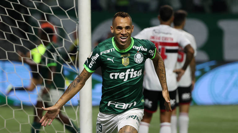 Endrick comanda maior virada do Brasileiro e leva Palmeiras ao título