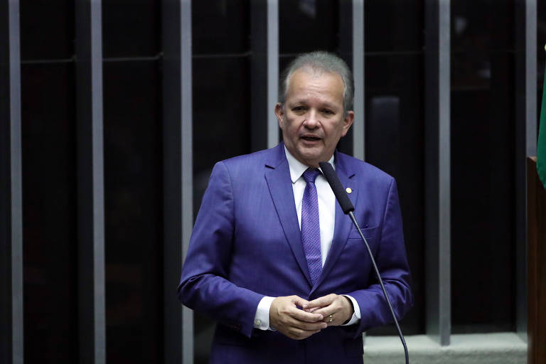 Aliados de Ciro negam apoio a PT contra bolsonarista em Fortaleza e defendem neutralidade