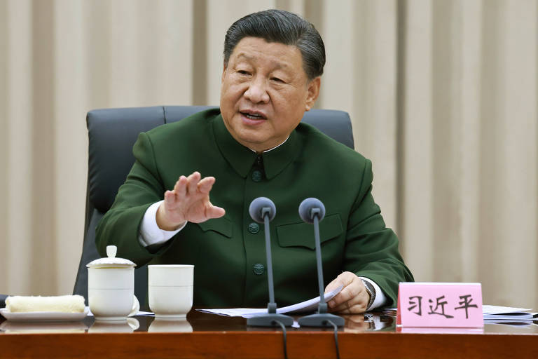 Xi Jinping busca ampliar controle sobre economia da China