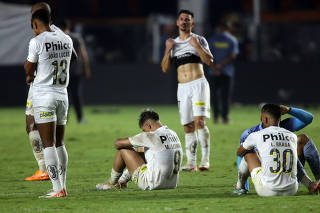 Partida entre Santos e Fortaleza valida pelo Campeonato Brasileiro