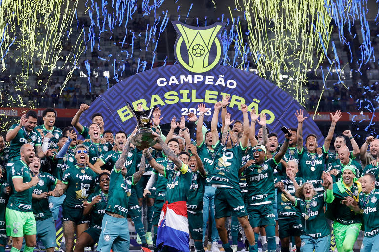 Endrick comanda maior virada do Brasileiro e leva Palmeiras ao título