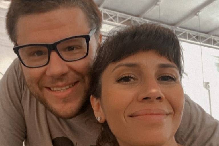 O jornalista Fábio Calamari, 41, e sua esposa, a UX Designer Karina Lacerda, 45