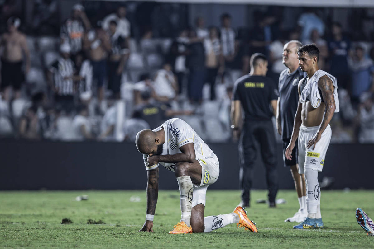 CLASSIFIQUE OS JOGADORES - TITULAR - RESERVA - DISPENSA