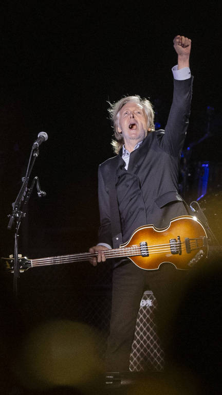 Paul McCartney mostra vigor durante show no RJ - 16/12/2023 - Ilustrada -  Folha