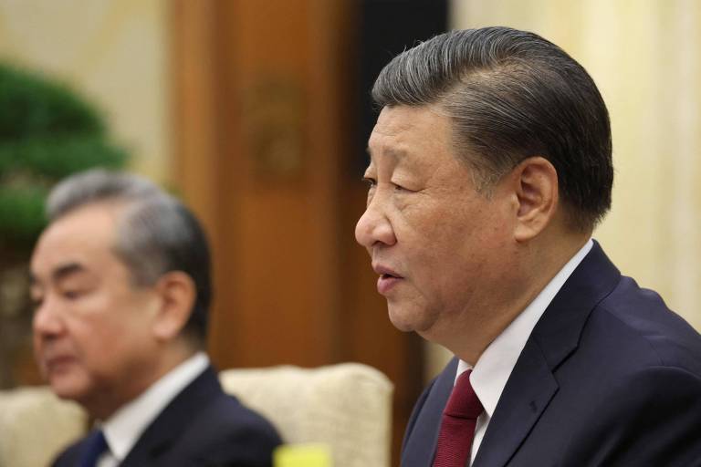 Xi Jinping diz que China vive momento crucial na economia