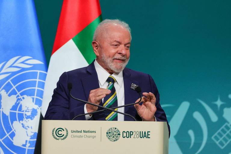 Sob Lula, Brasil muda posição na COP28 e pede compromisso com floresta
