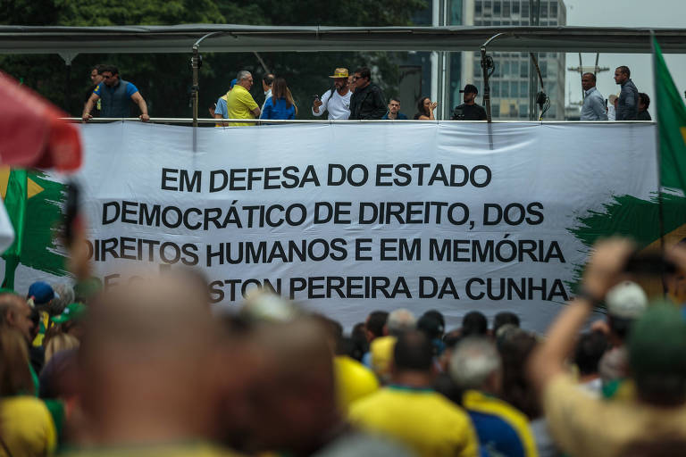  Protesto na avenida Paulista contra a morte de Cleriston Pereira, 46, preso pelos atos do 8 de janeiro 
